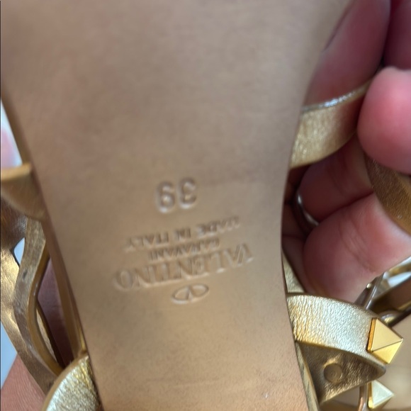 Valentino Gold Metallic Gladiator Sandals - Picture 13 of 16
